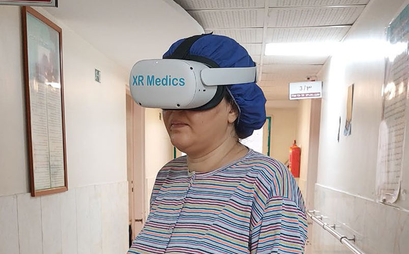 woman_using_XR_Medics_after_cesarean